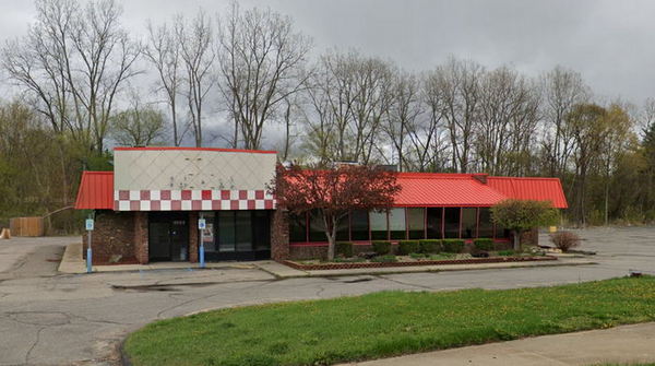 Big Boy Restaurants (Elias Brothers, Elias Bros) - Clarkston - 6440 Dixie Hwy A (newer photo)